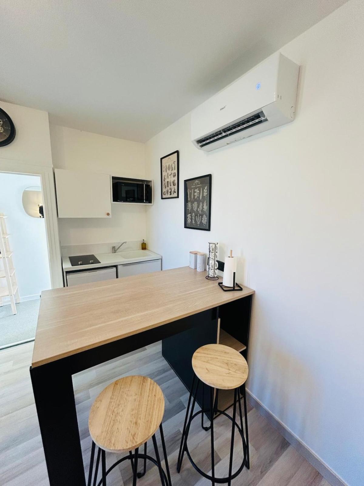 Appartement Charmant Proche Gare Тур Экстерьер фото